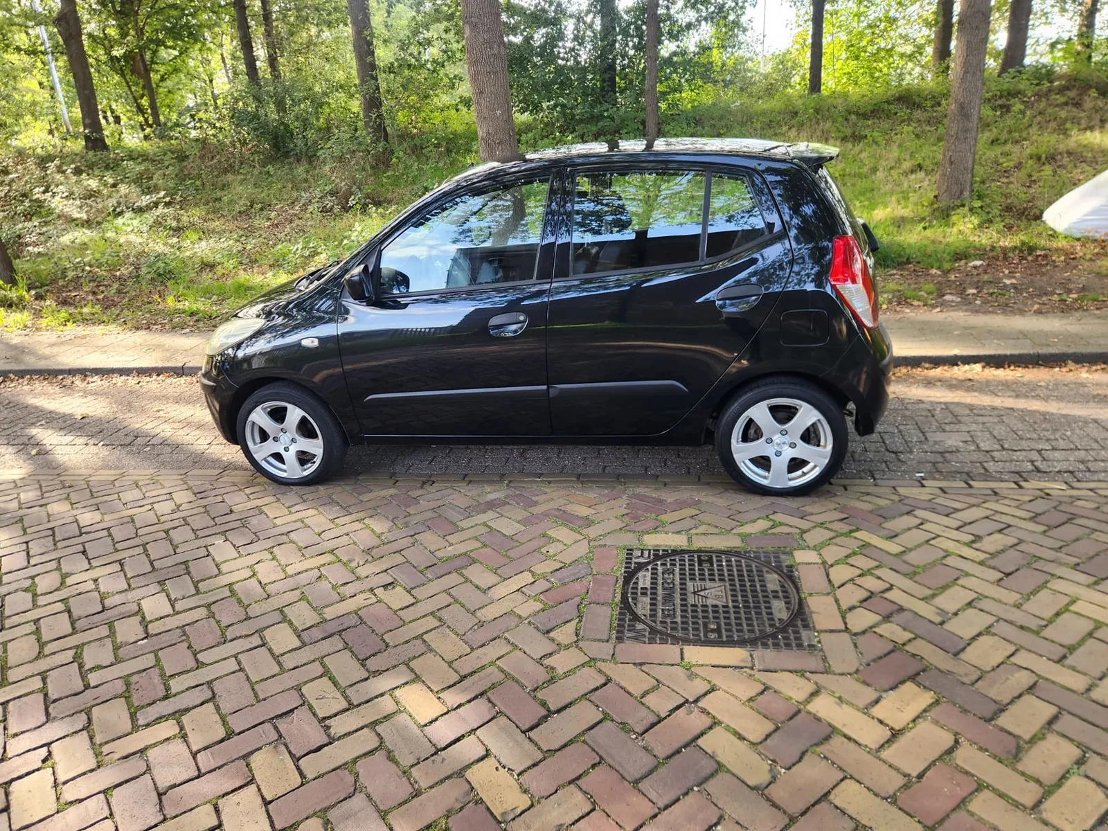 Hyundai i10 (2008) — foto 1