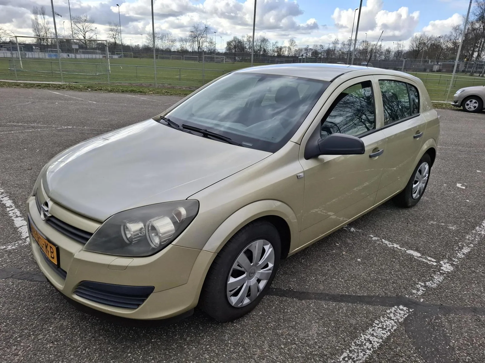 Opel Astra (2005) — foto 1