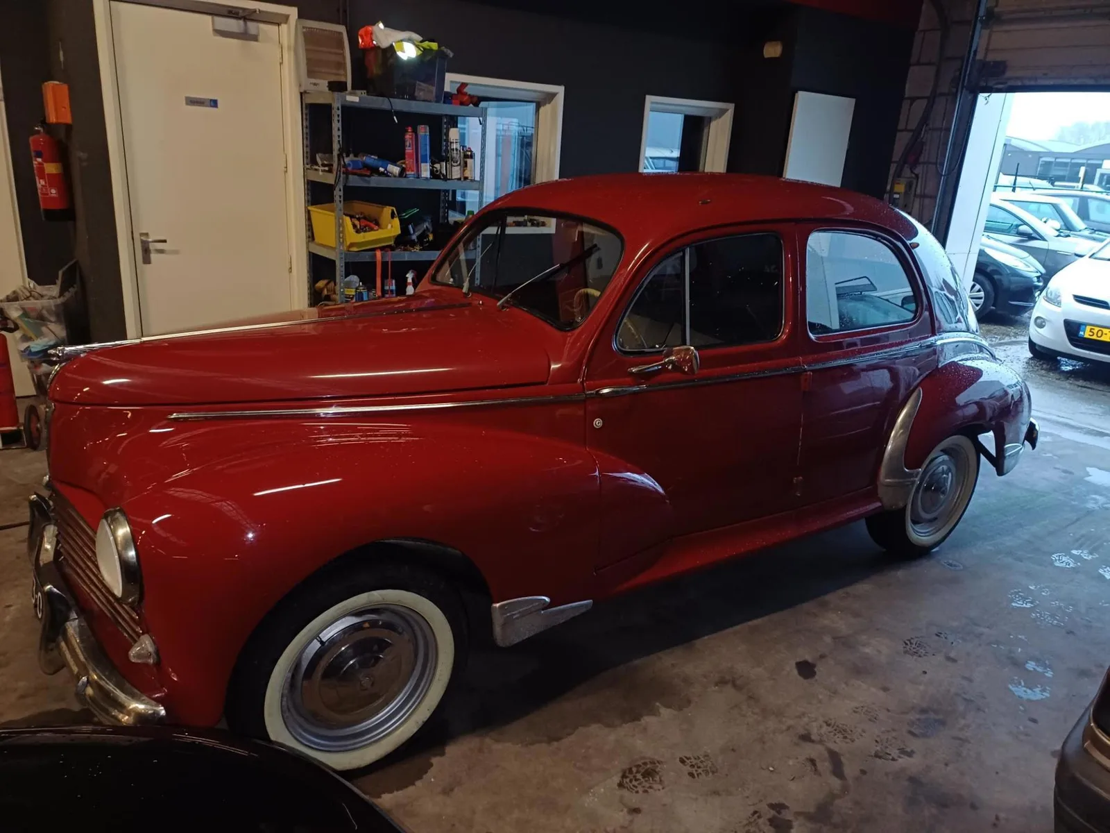 Peugeot 203 (1958) — foto 1