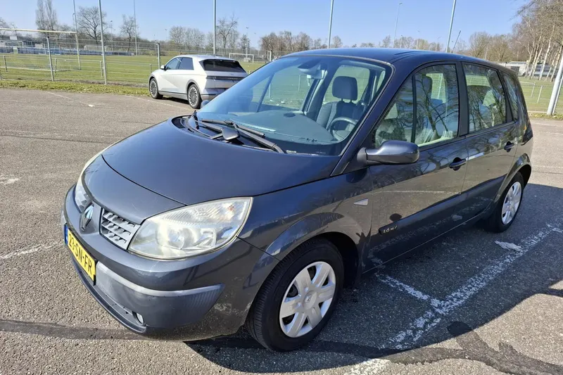 Renault Scénic (2006)