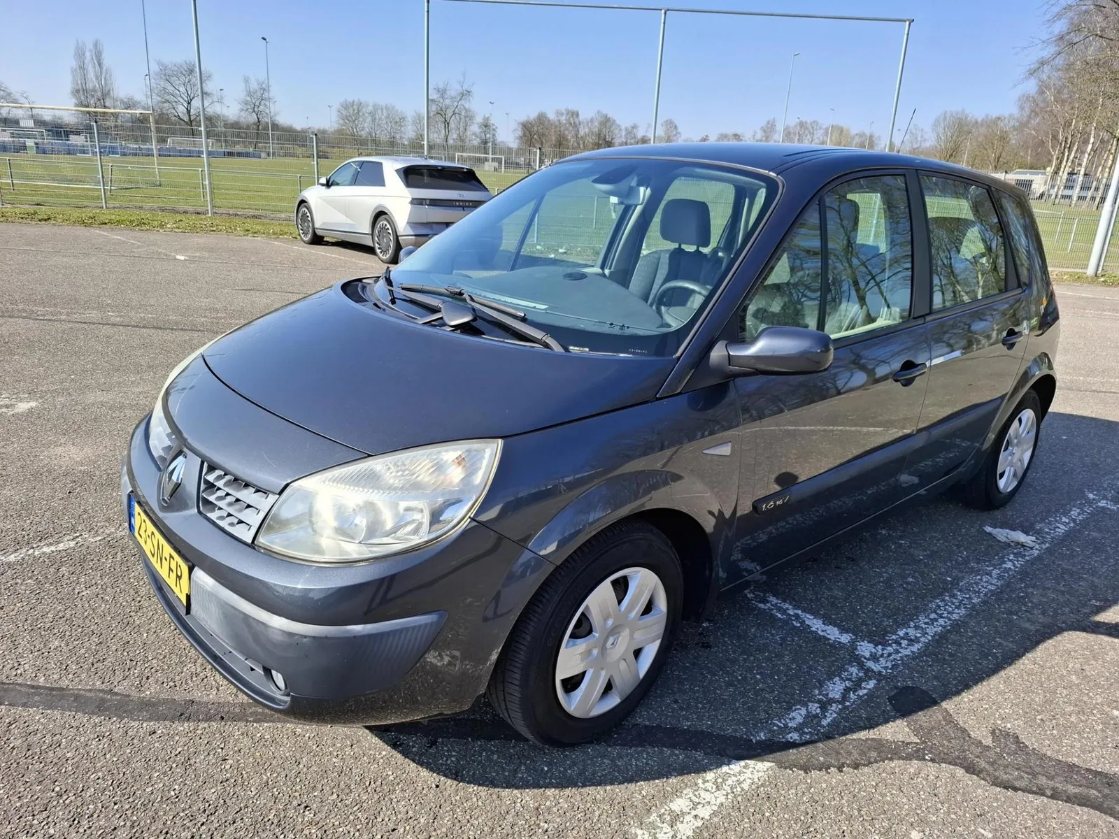 Renault Scénic (2006) — foto 1