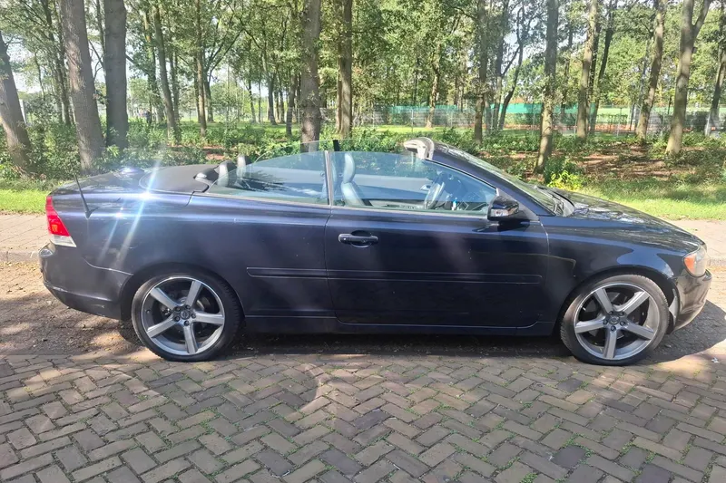 Volvo C70 (2008)