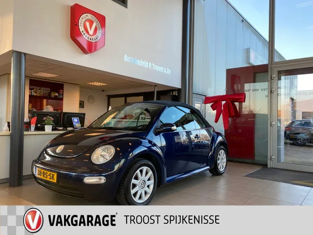 Volkswagen New Beetle (2005) — foto 1