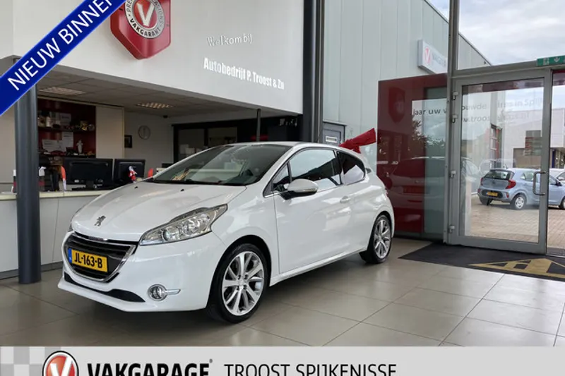 Peugeot 208 (2012)