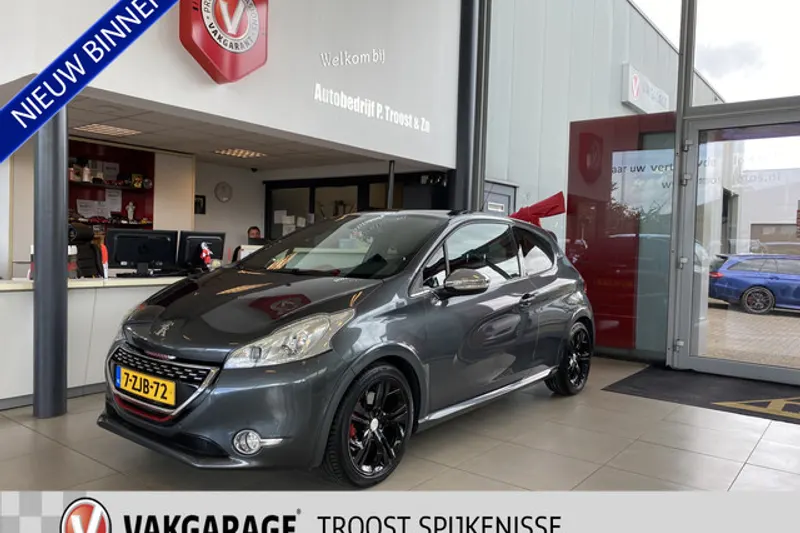 Peugeot 208 (2015)
