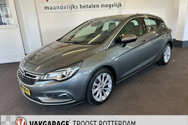 Opel Astra (2017)
