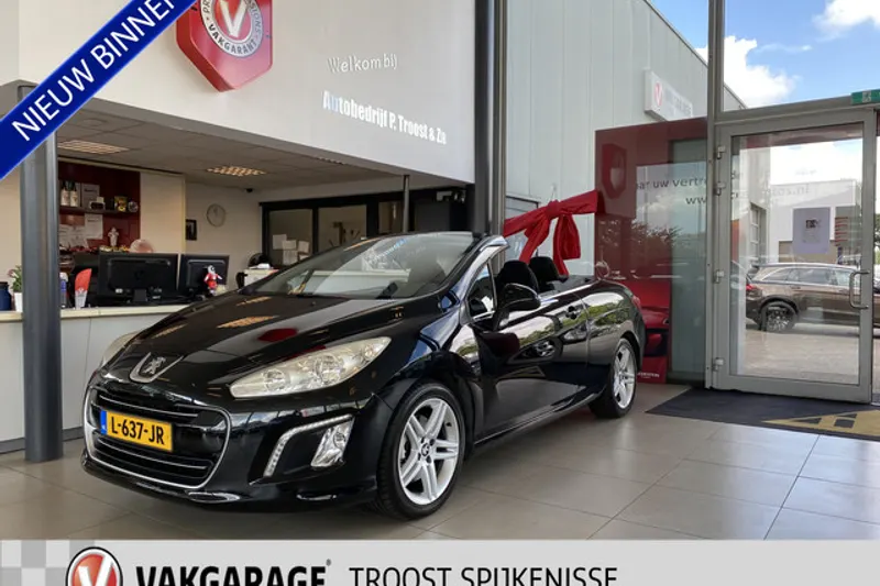 Peugeot 308 (2012)