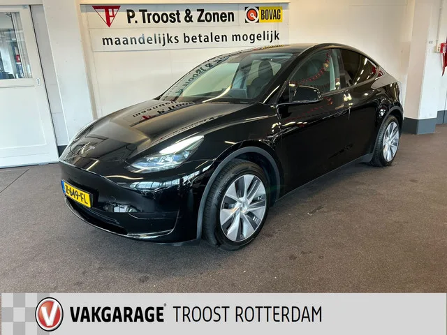 Tesla Model Y (2024) — foto 1