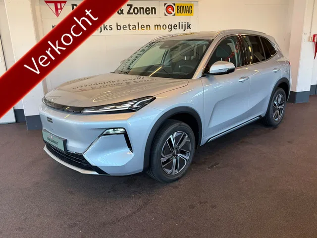 Geely Starray EM-i (2026) — foto 1