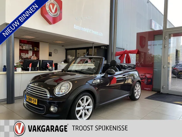 MINI Cabrio (2014) — foto 1
