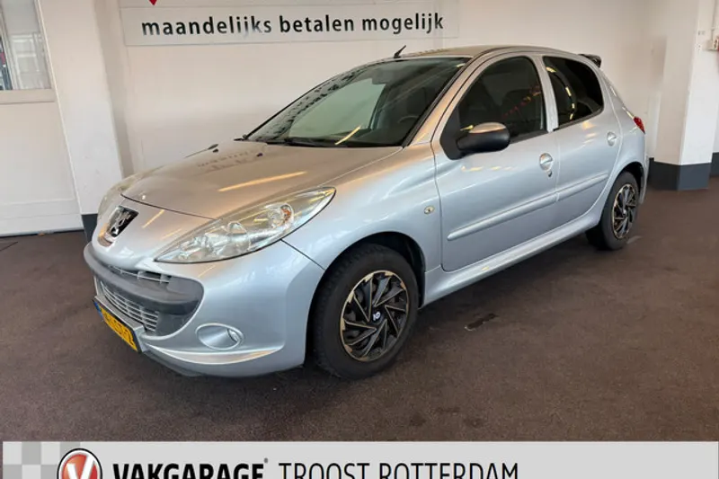 Peugeot 206 (2010)