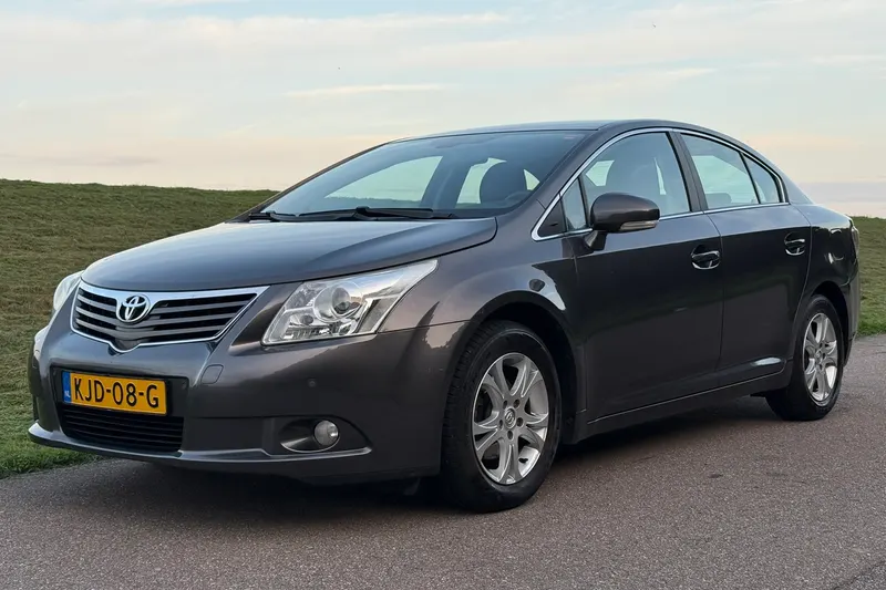 Toyota Avensis (2011)