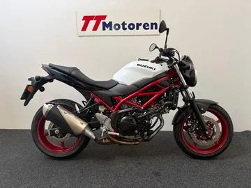 Suzuki SV650 (2023) — foto 1