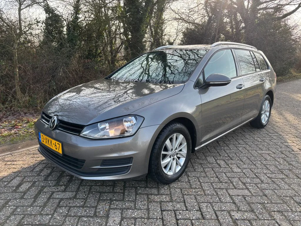 Volkswagen Golf (2014) — foto 1