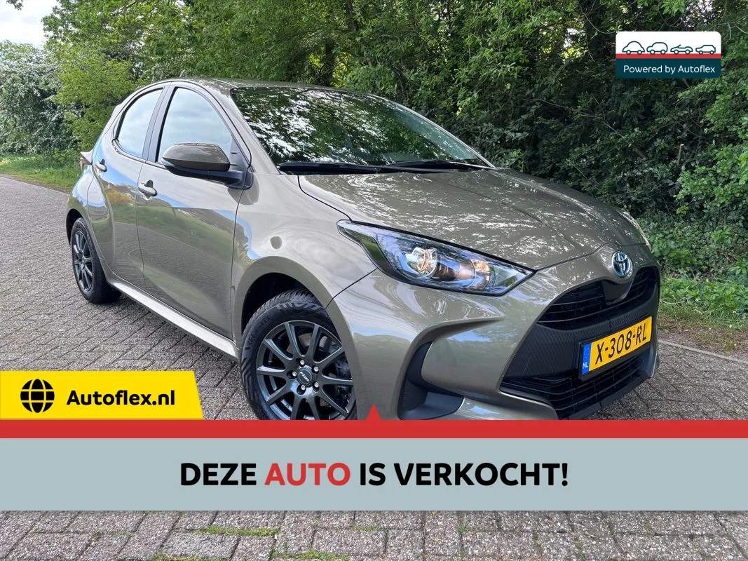 Toyota Yaris (2024) — foto 1
