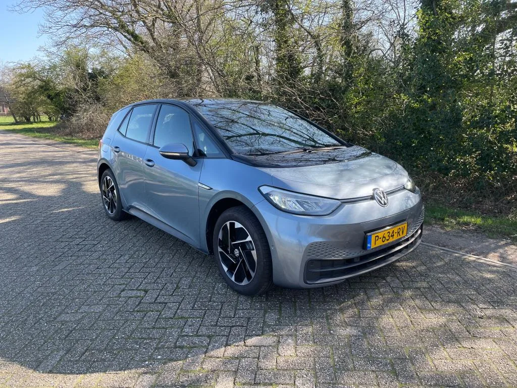 Volkswagen ID.3 (2022) — foto 1