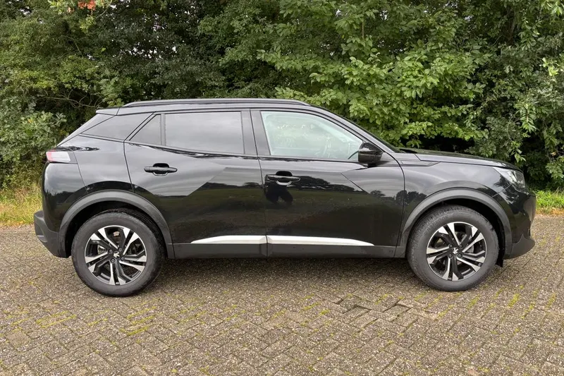 Peugeot 2008 (2022)