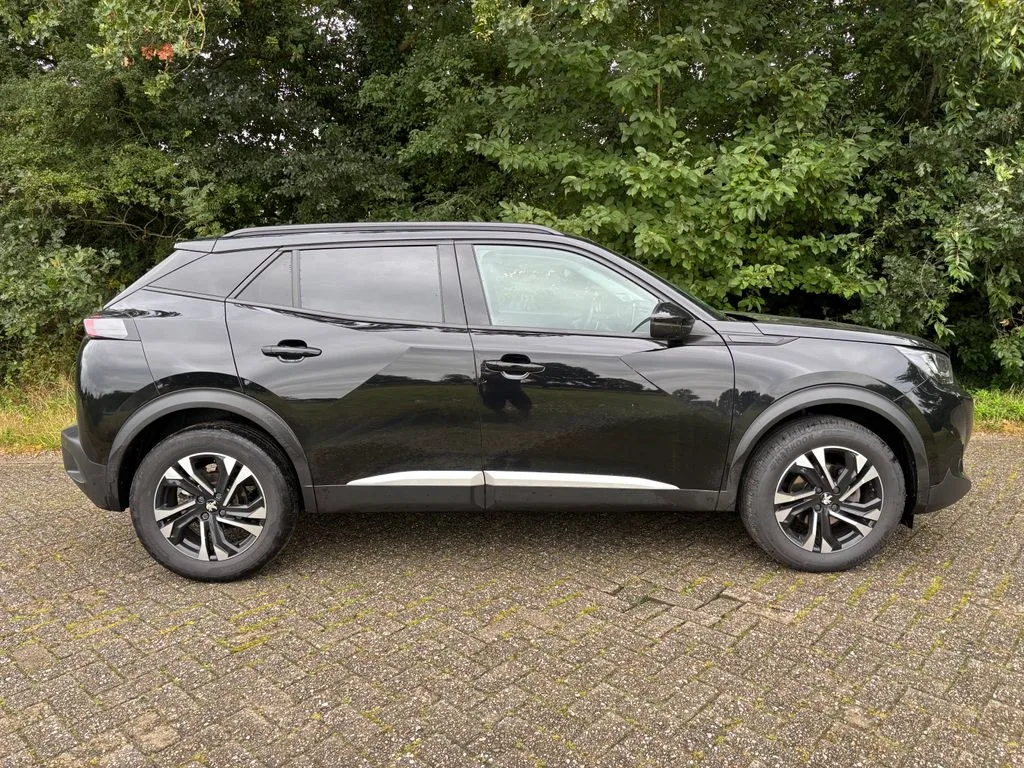 Peugeot 2008 (2022) — foto 1