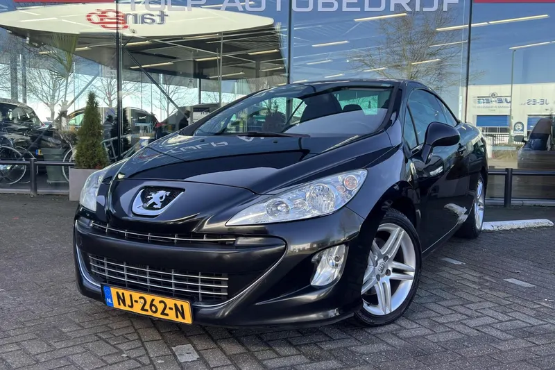Peugeot 308 (2010)
