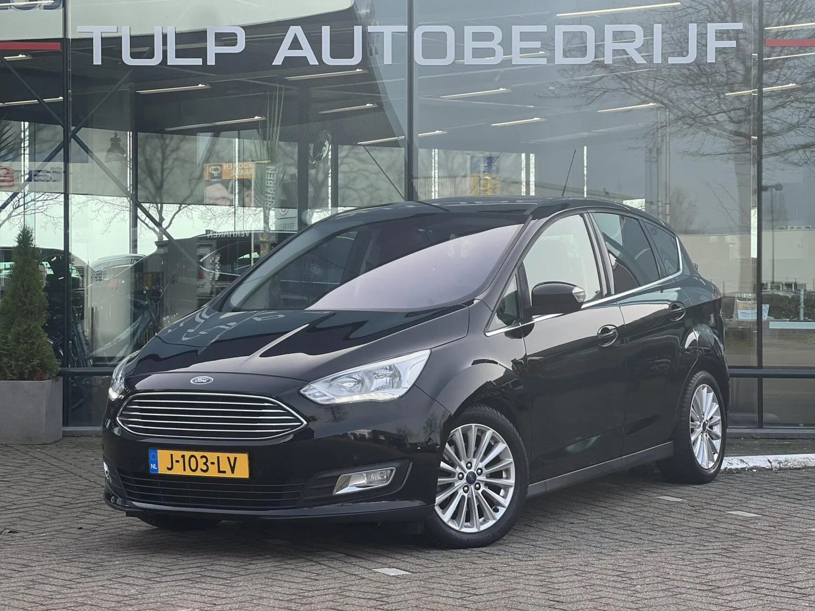 Ford Va (2015) — foto 1