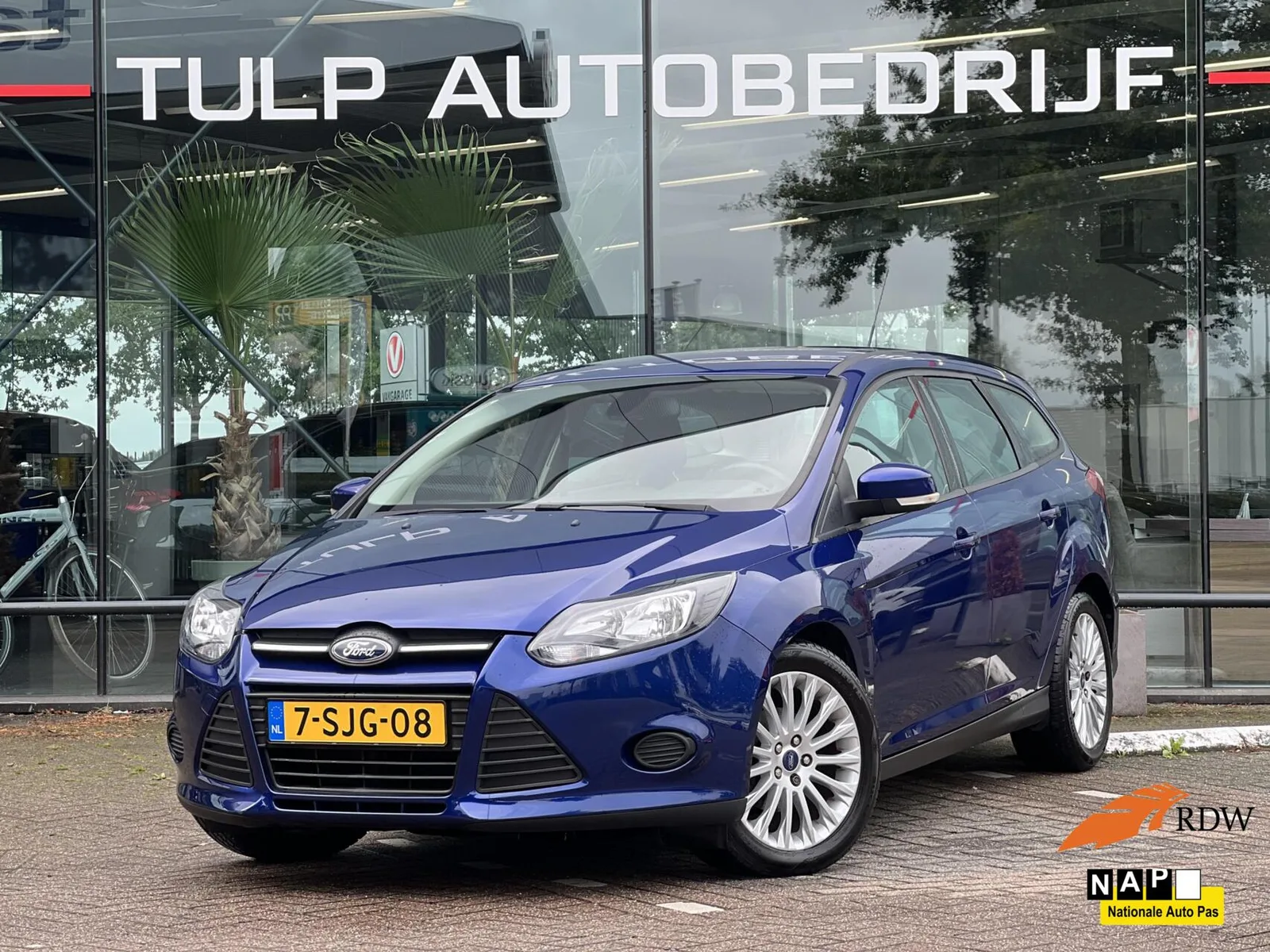 Ford Focus (2013) — foto 1