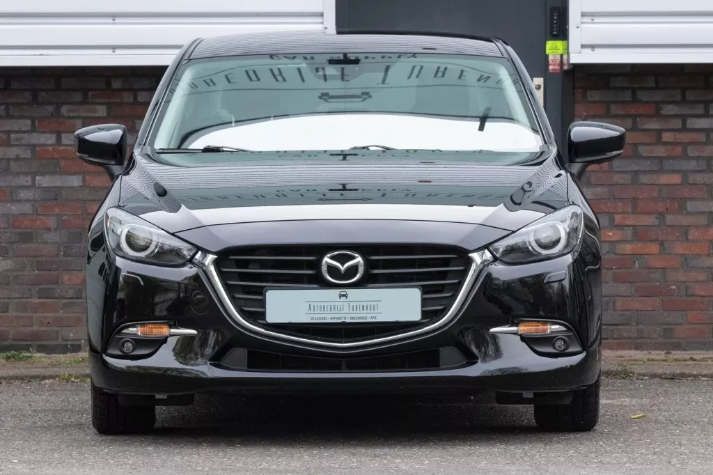 Mazda 3 (2019) — foto 1