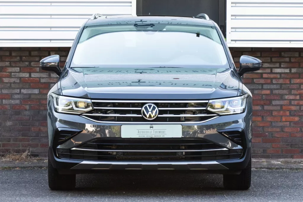 Volkswagen Tiguan (2022) — foto 1