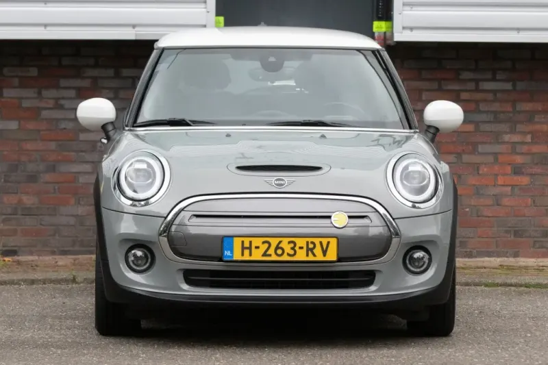 MINI Cooper (2020)