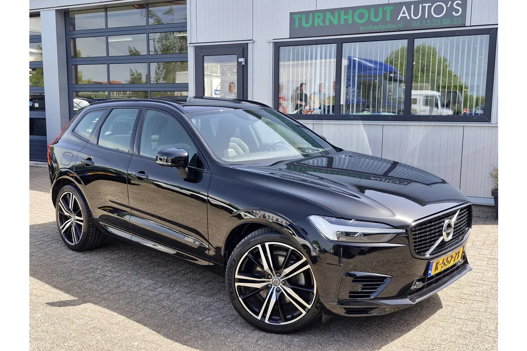 Volvo XC60 (2021) — foto 1