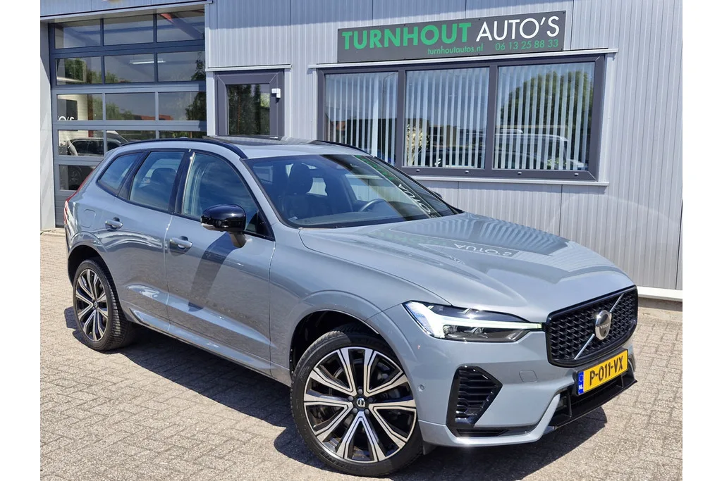 Volvo XC60 (2022) — foto 1