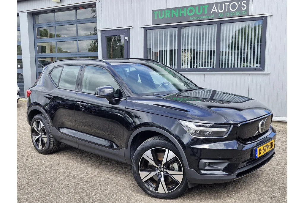 Volvo XC40 (2021) — foto 1
