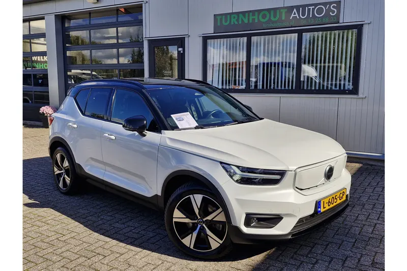 Volvo XC40 (2021)