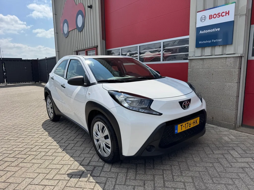 Toyota Aygo X (2023) — foto 1