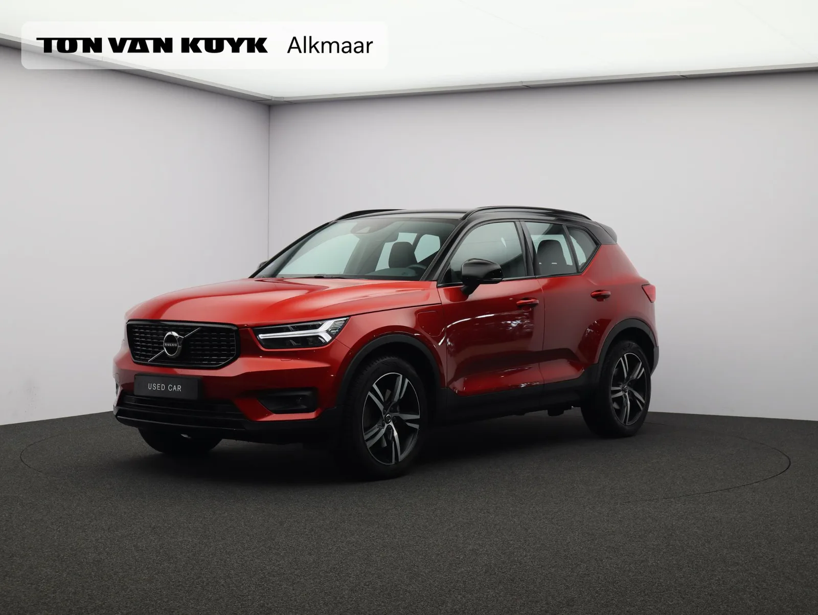 Volvo XC40 (2020) — foto 1