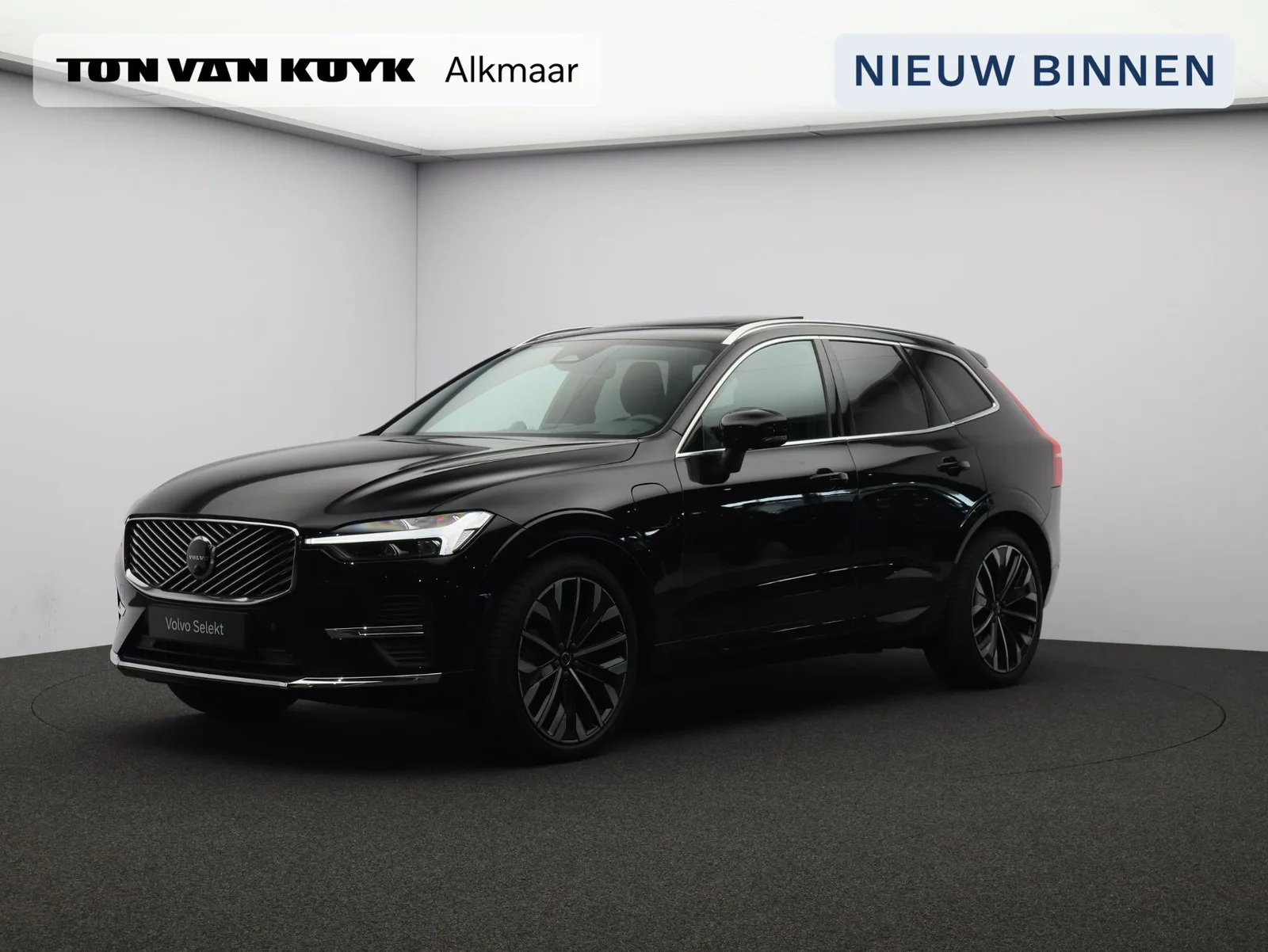 Volvo XC60 (2026) — foto 1