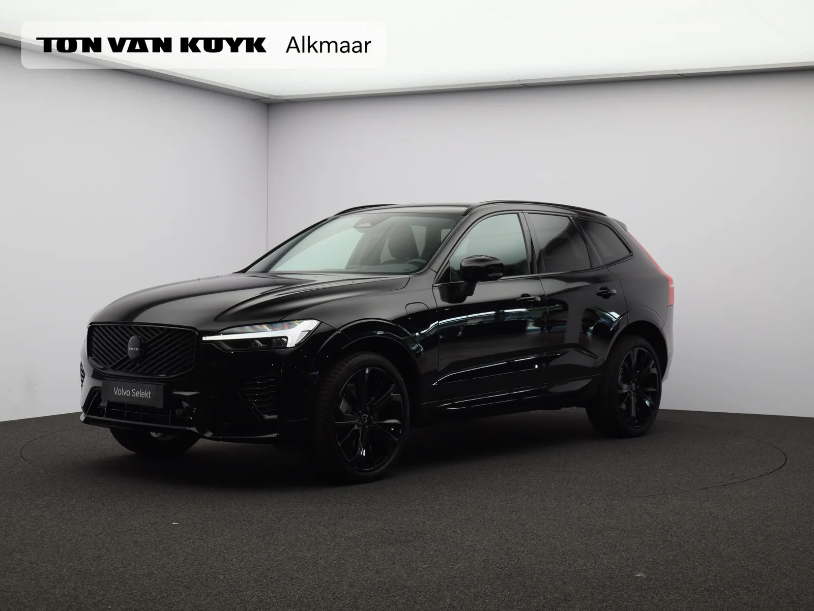 Volvo XC60 (2026) — foto 1