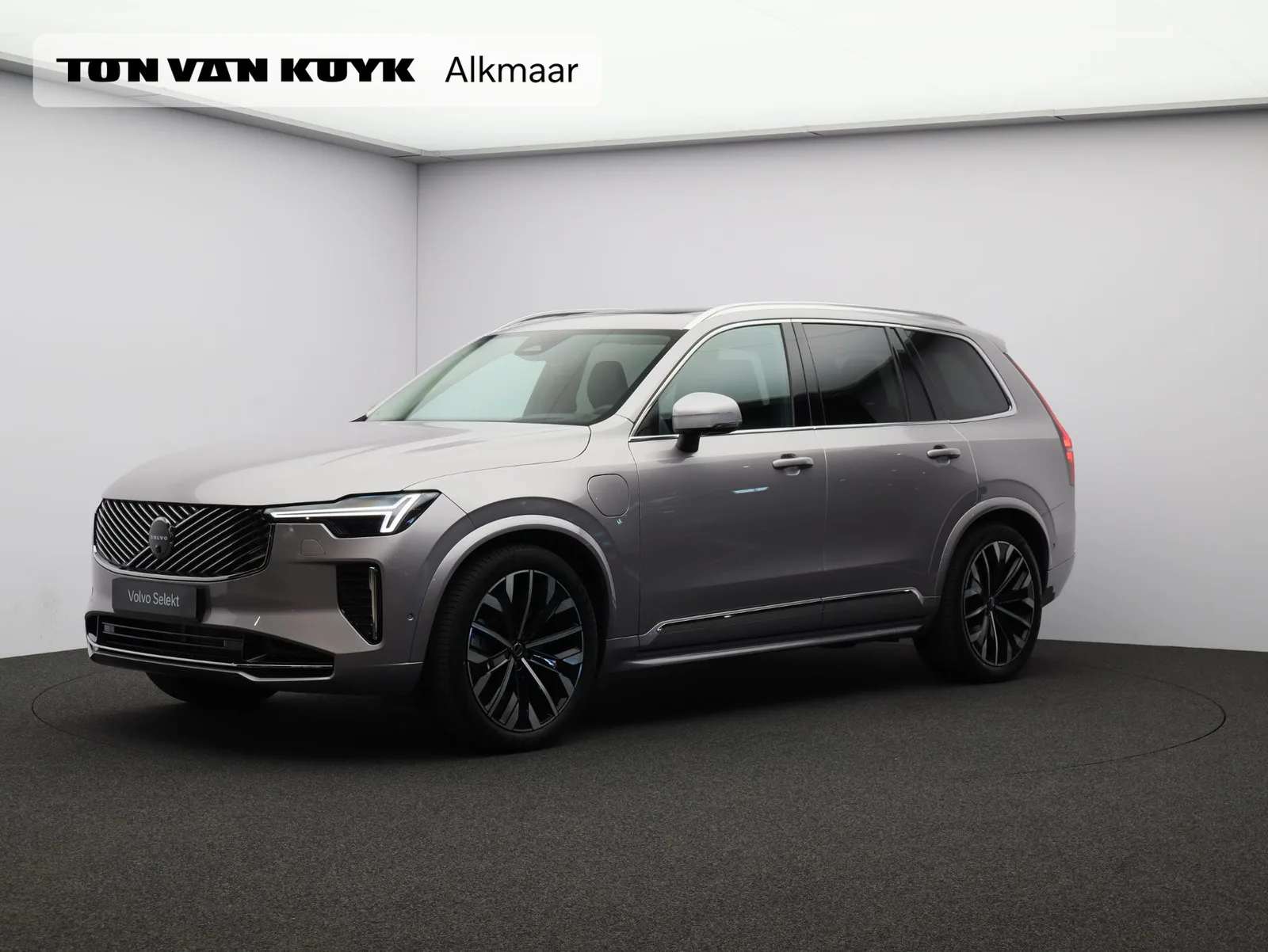 Volvo XC90 (2026) — foto 1