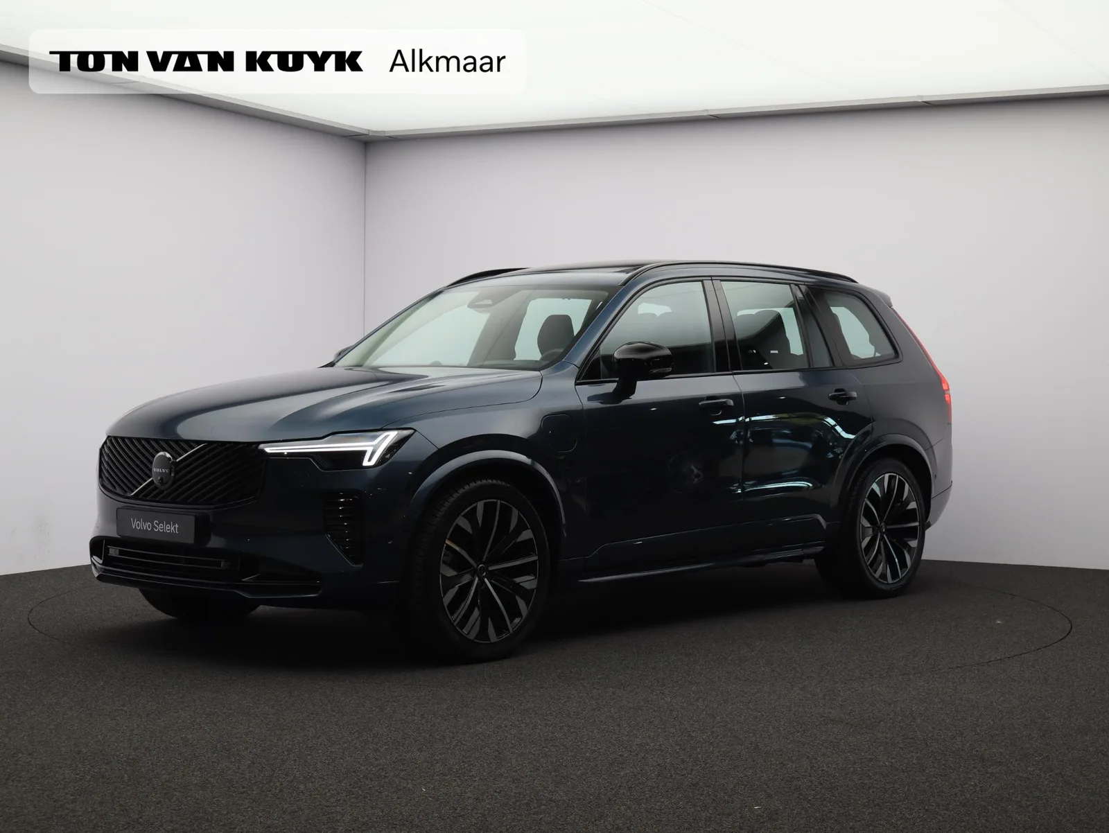 Volvo XC90 (2025) — foto 1