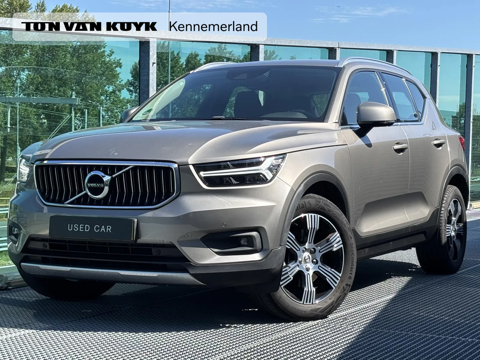 Volvo XC40 (2020) — foto 1