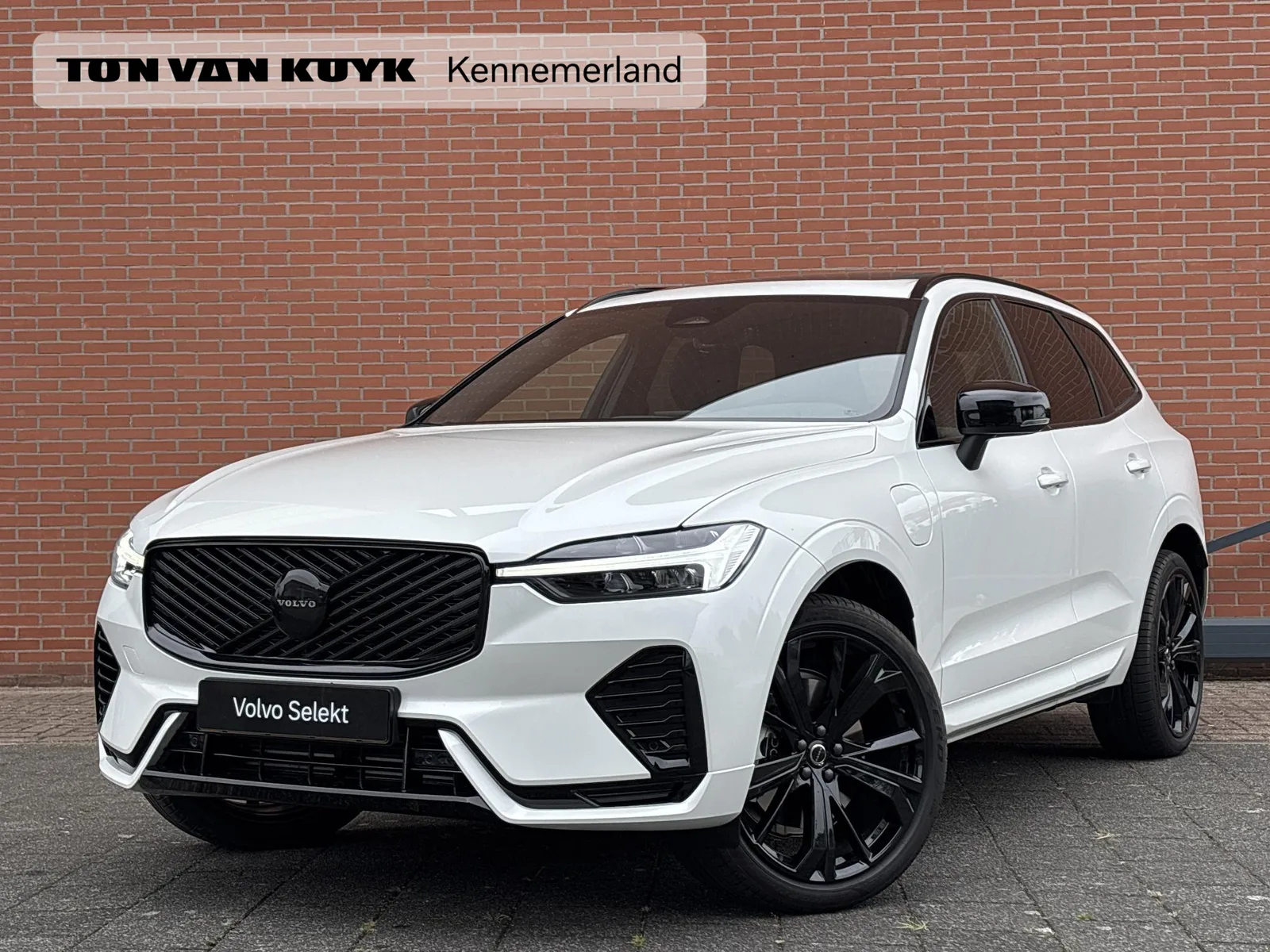 Volvo XC60 (2026) — foto 1