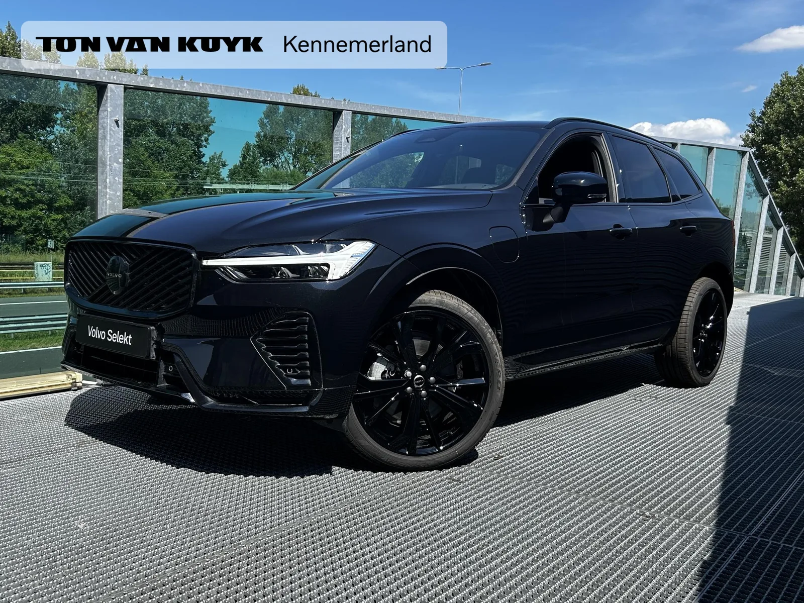 Volvo XC60 (2026) — foto 1