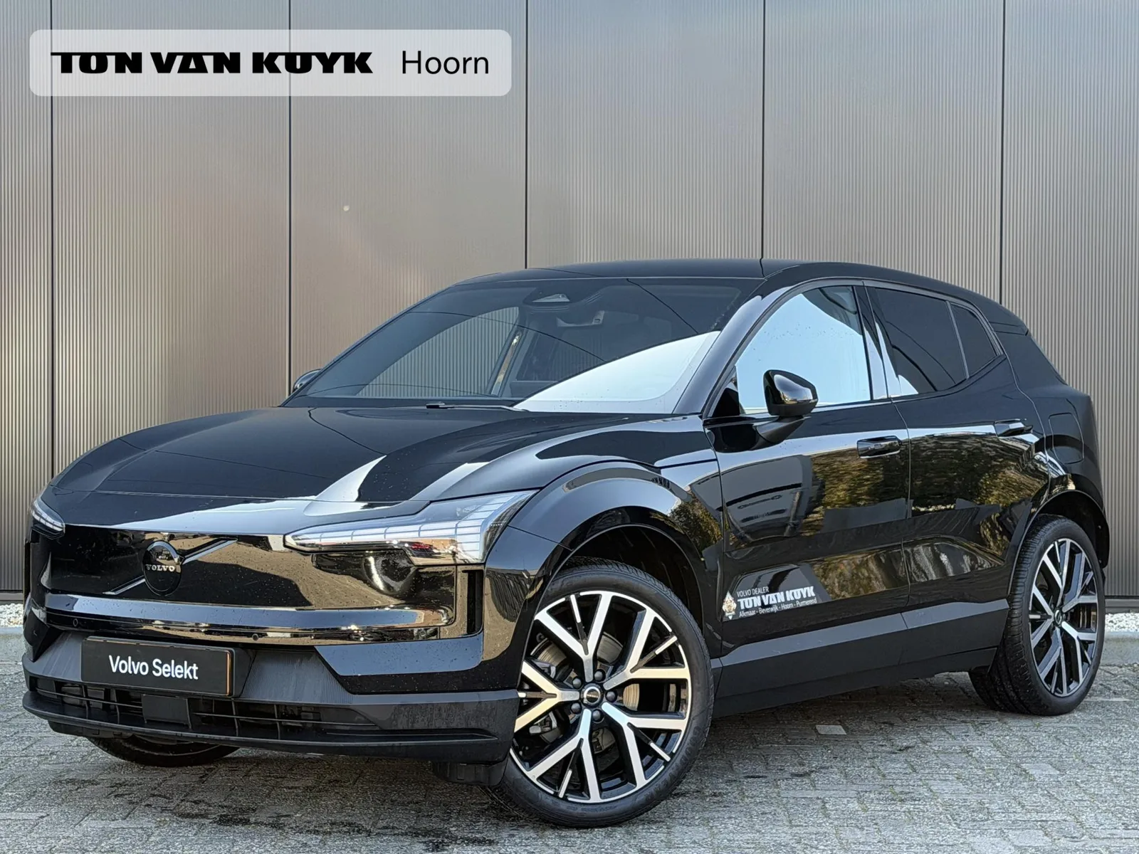 Volvo EX30 (2026) — foto 1