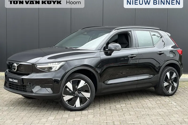 Volvo EX40 (2025)