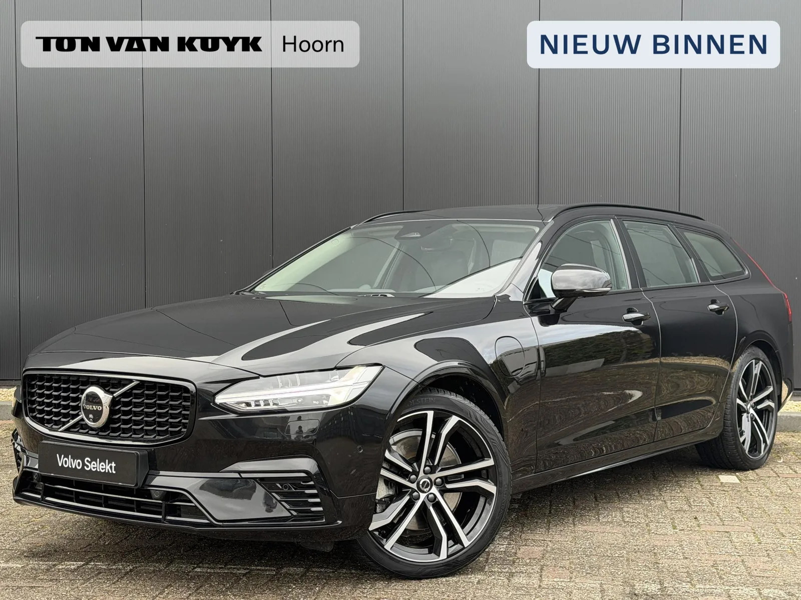 Volvo V90 (2025) — foto 1