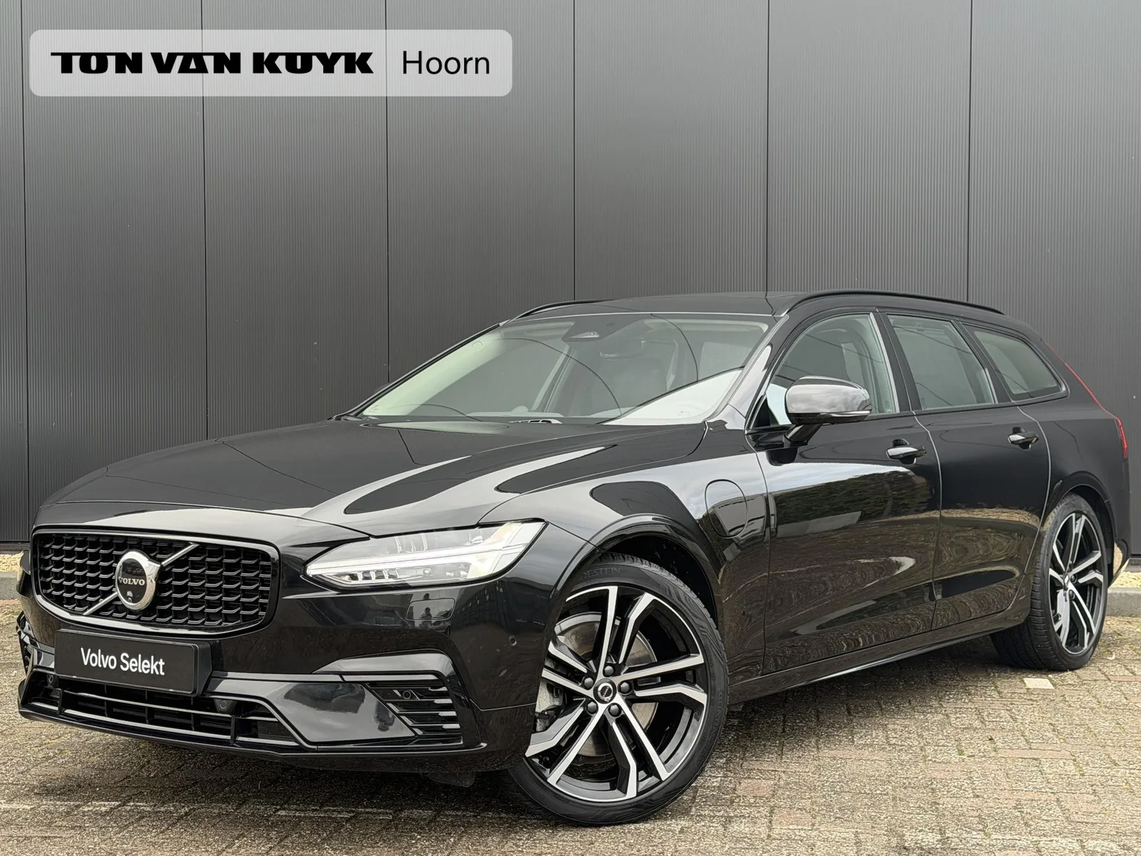 Volvo V90 (2025) — foto 1