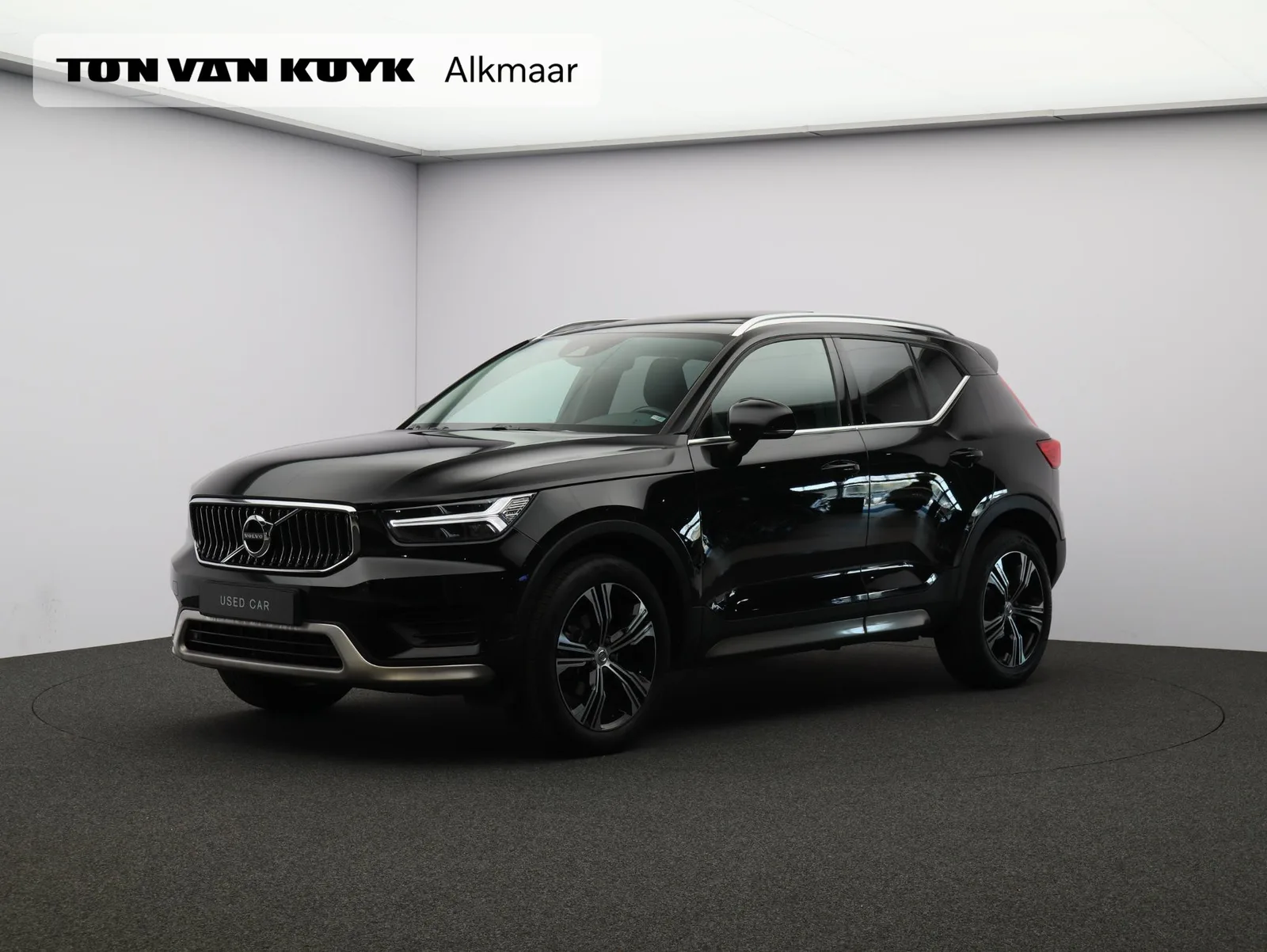 Volvo XC40 (2019) — foto 1