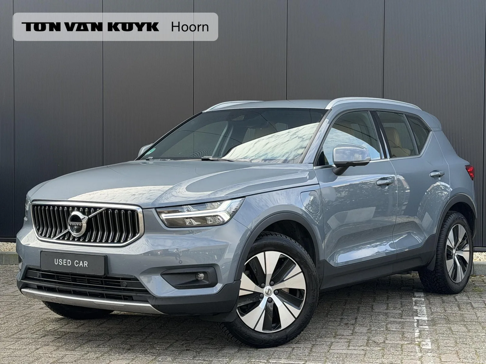Volvo XC40 (2021) — foto 1