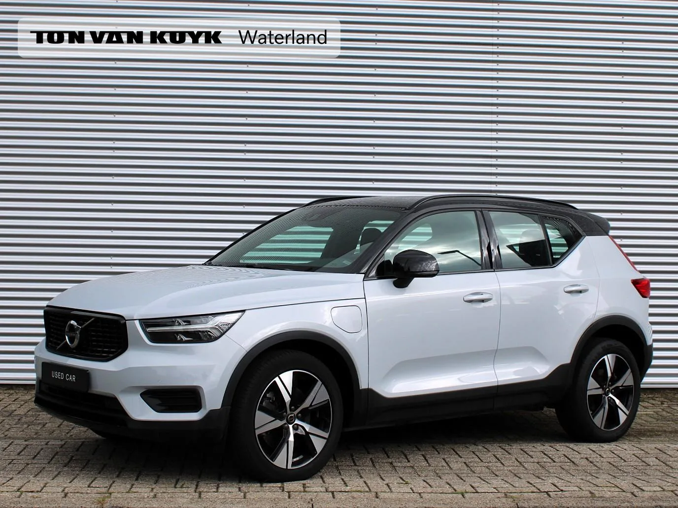 Volvo XC40 (2022) — foto 1