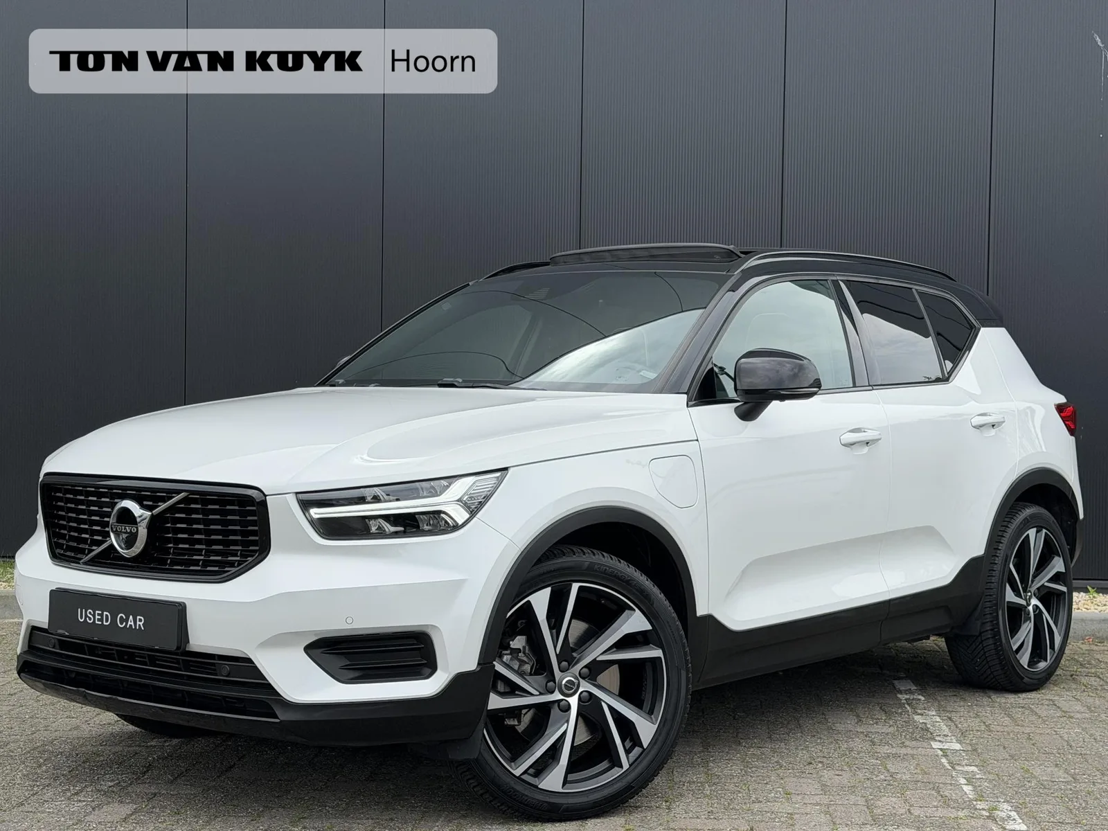 Volvo XC40 (2020) — foto 1
