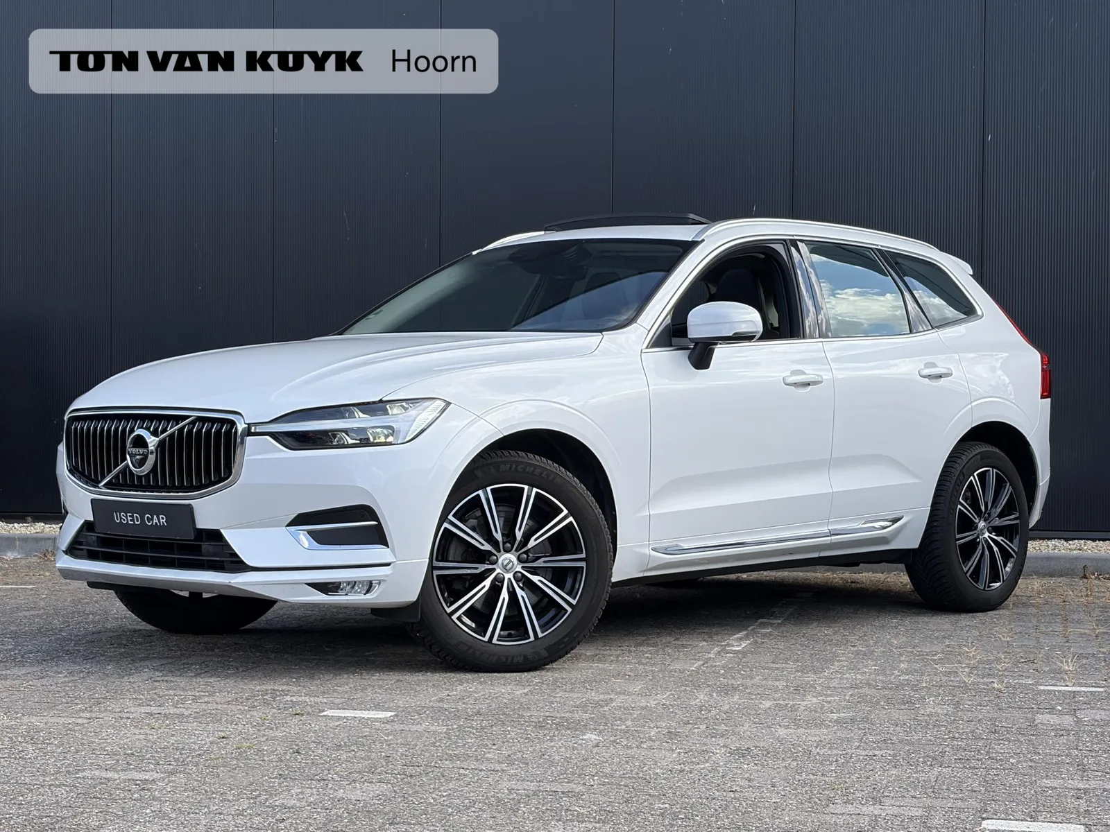 Volvo XC60 (2021) — foto 1